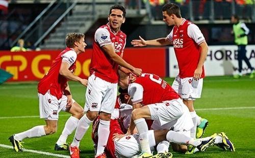 队中是替补 队中是替补