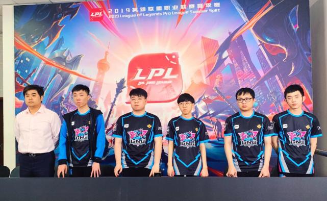 薛飞也表现 薛飞也表现