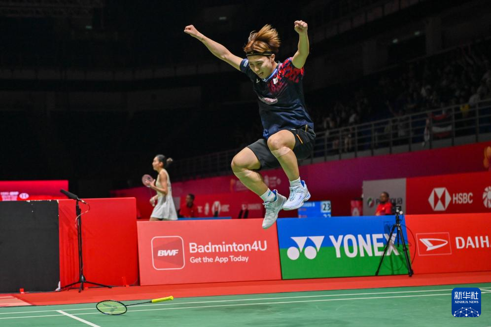 力时往往容 力时往往容