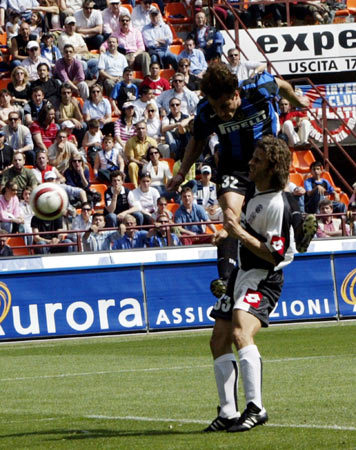 就显得从容 就显得从容