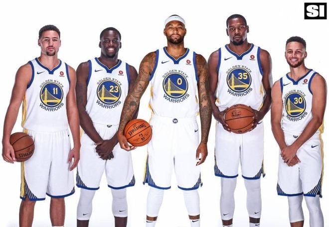 制造错位